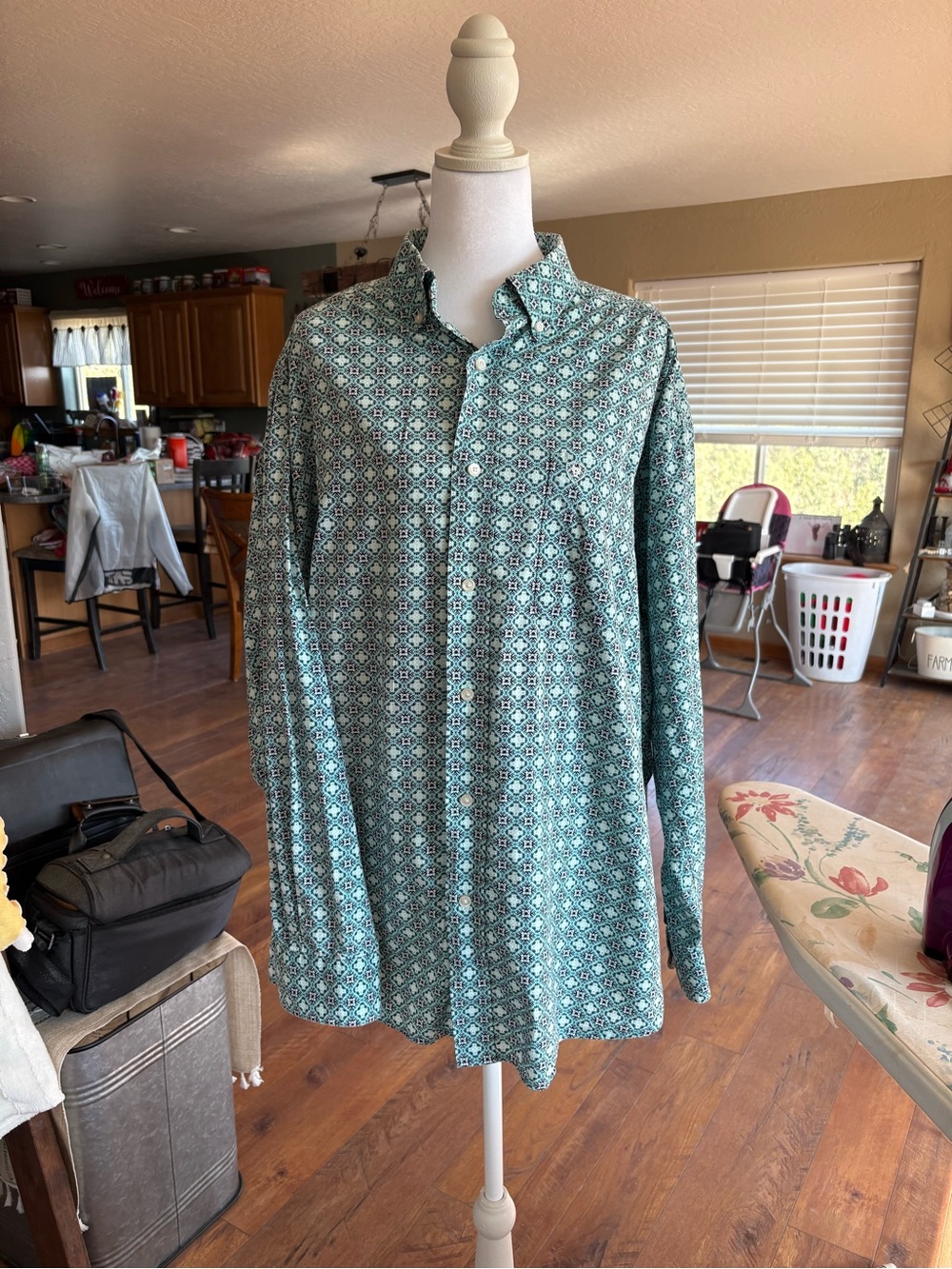 Ariat Pro Series Teal Geometric Long-Sleeve Button-Down Shirt